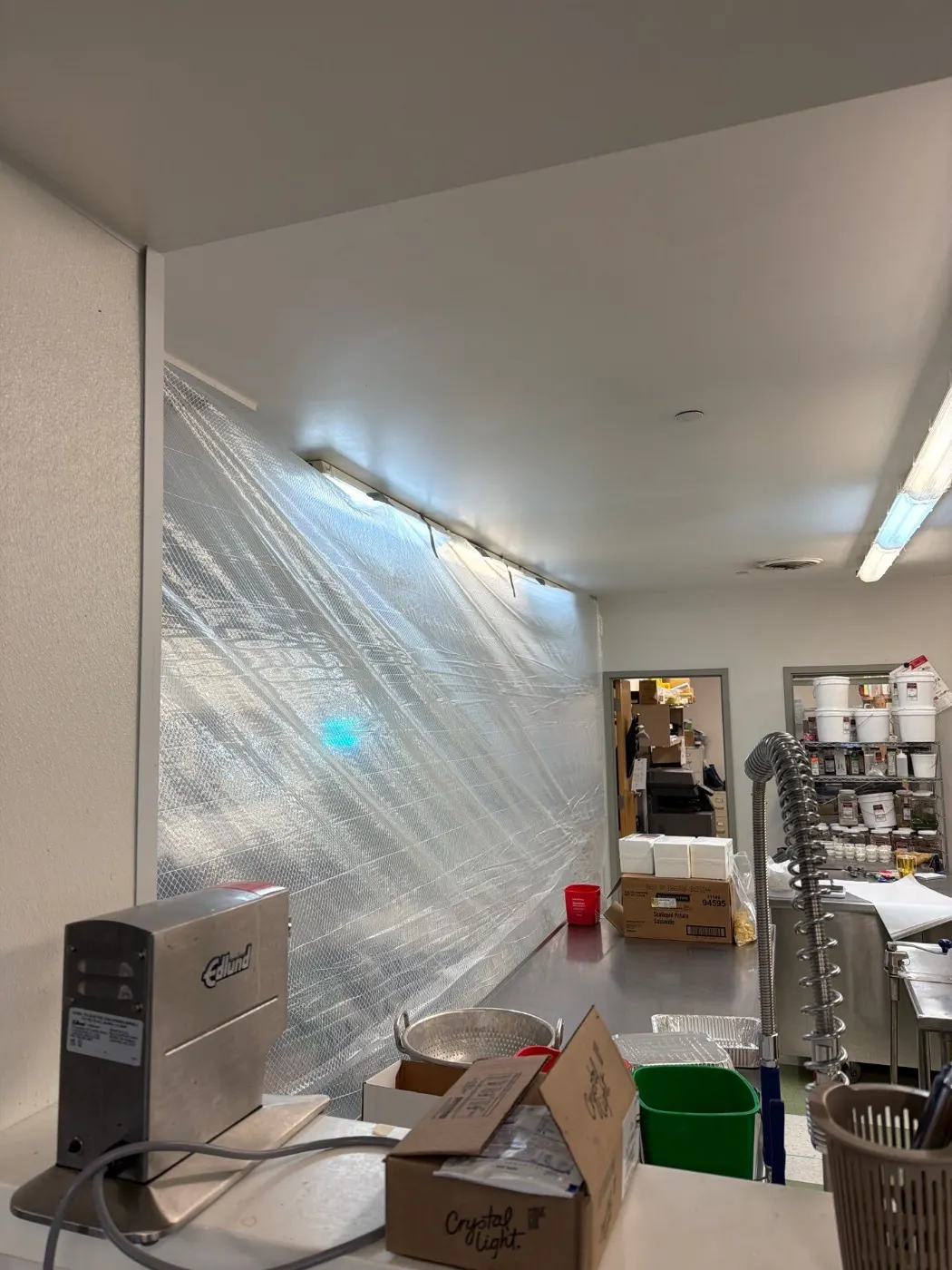 Commercial water mitigation in Rocky Ripple, Indiana